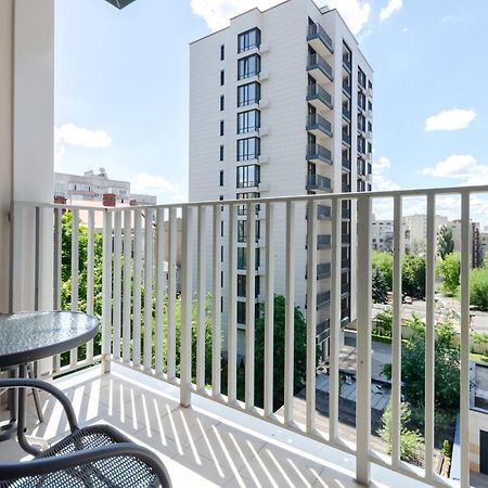 Petrovdom 160-161-166-3A-3B-131A-104A In Beautiful Apartments In Rc "Yaroslaviv Grad" Kyiv Exterior photo