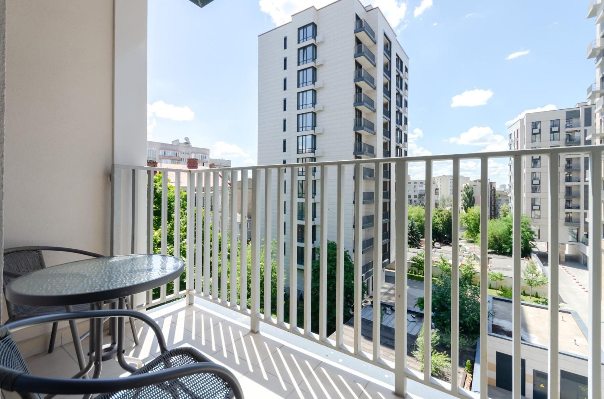 Petrovdom 160-161-166-3A-3B-131A-104A In Beautiful Apartments In Rc "Yaroslaviv Grad" Kyiv Exterior photo